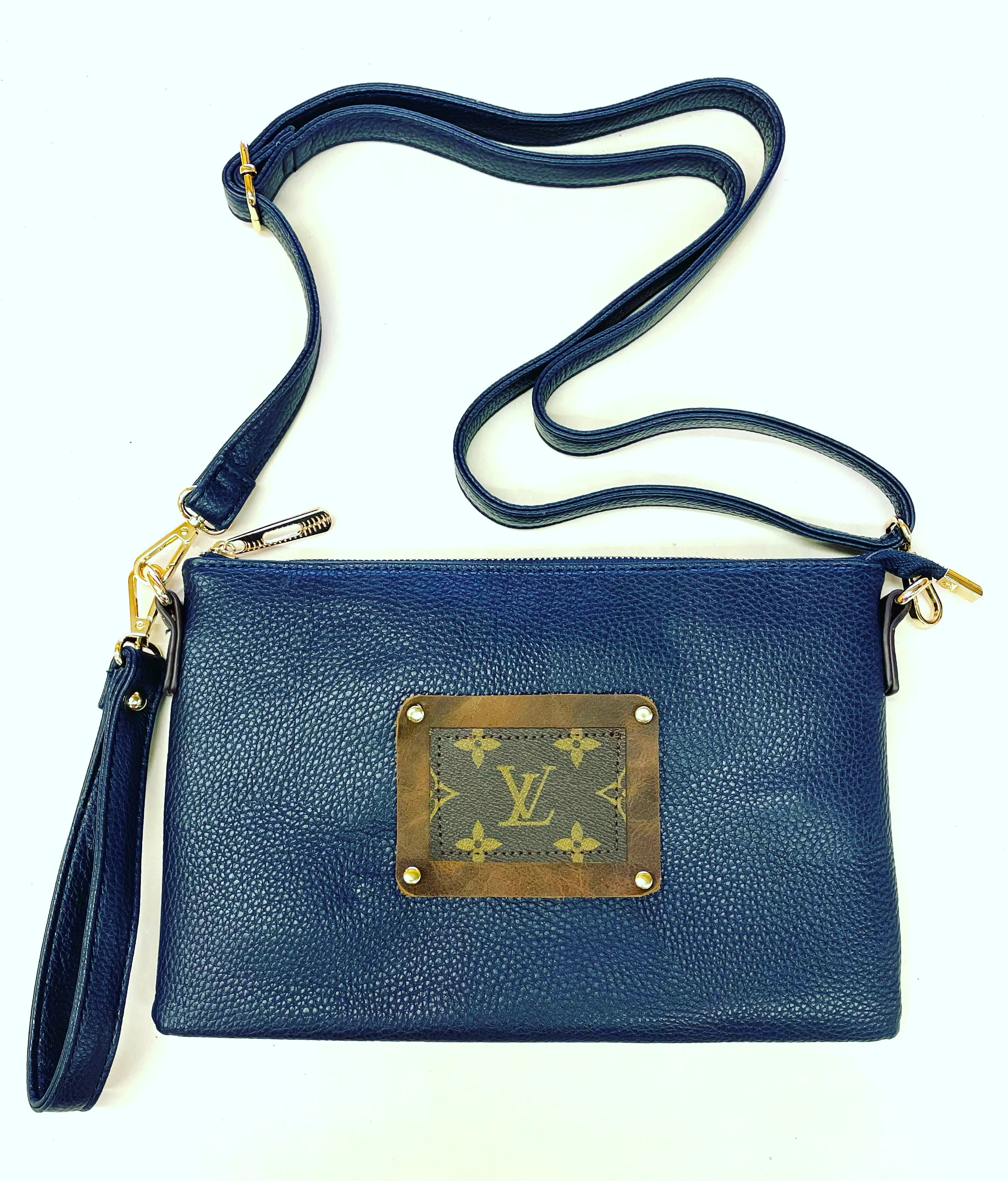 Amanda in navy