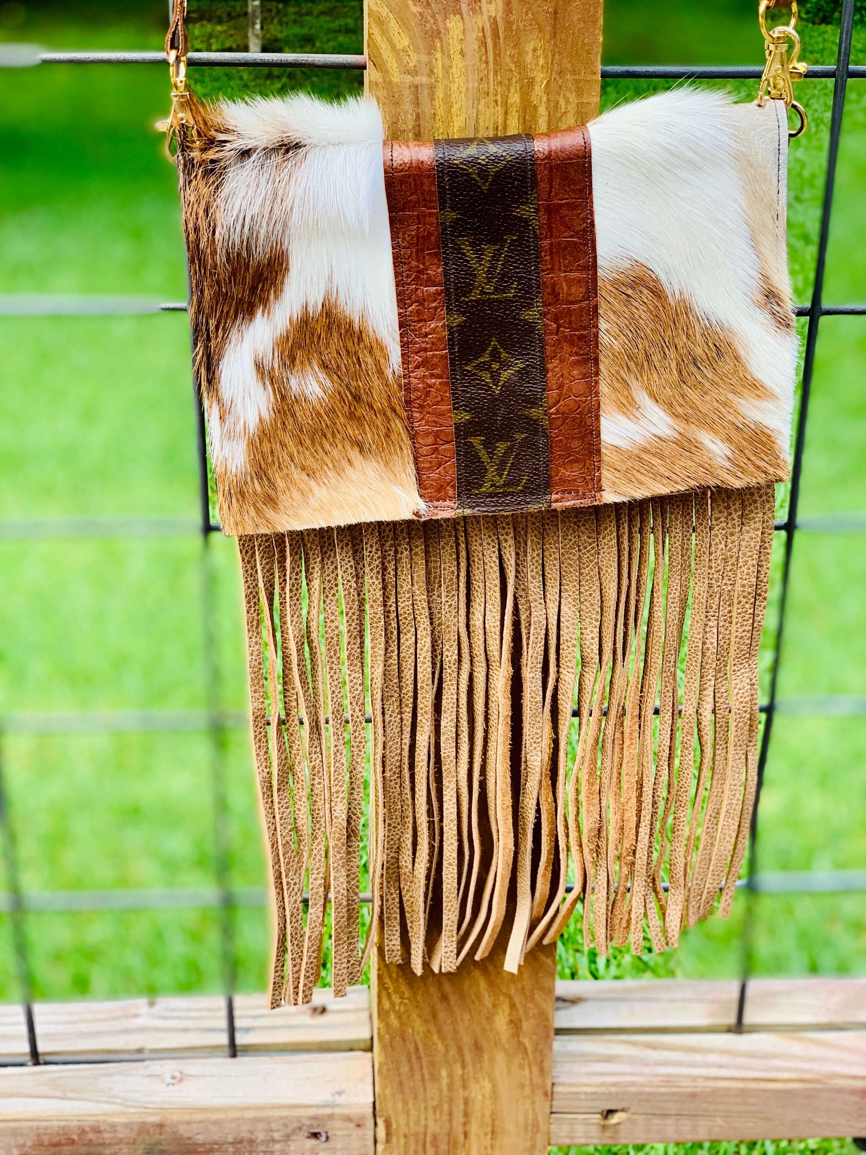Small Crossbody Carmel Kelsey, Strip Brown