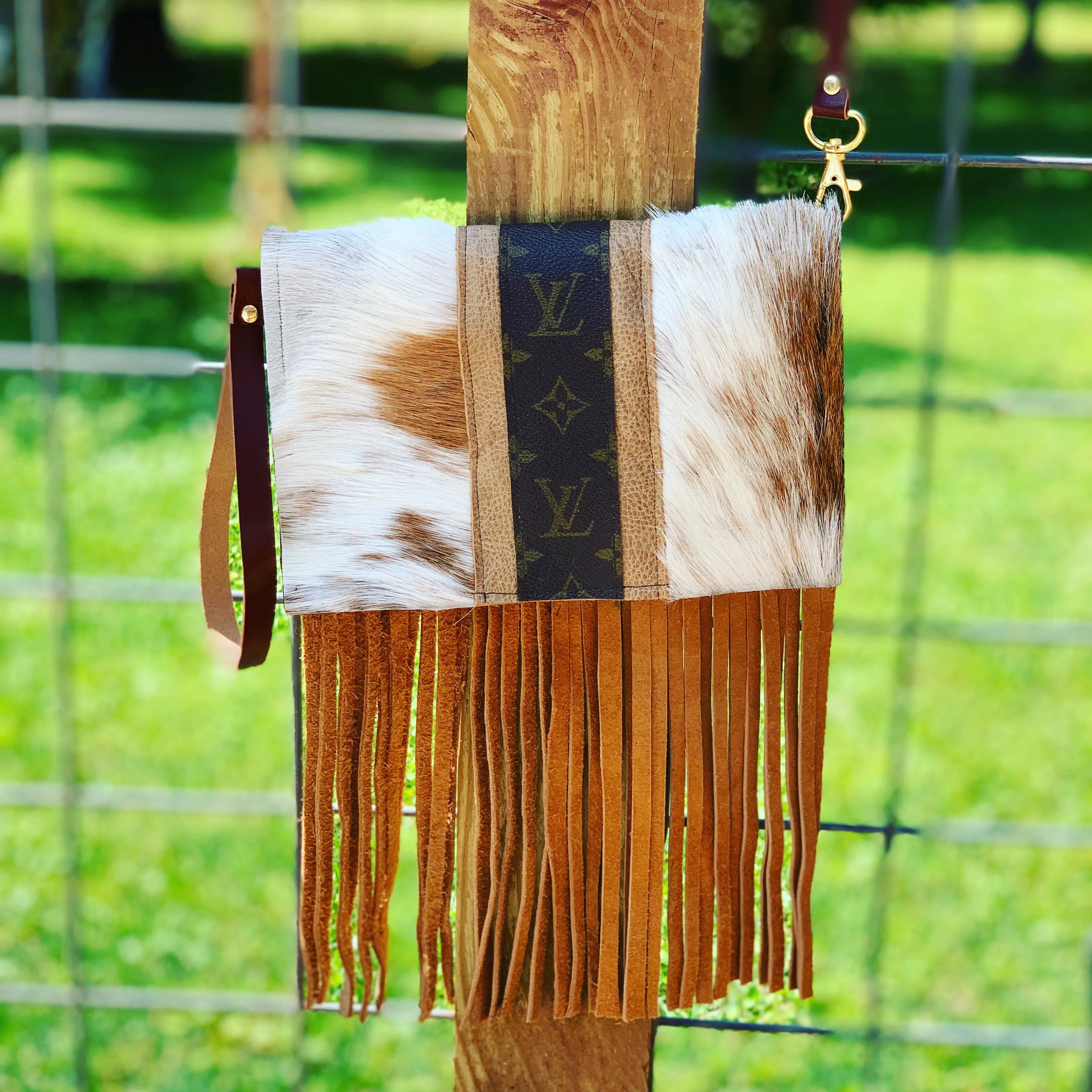 Small Crossbody Carmel Kelsey, Strip Brown